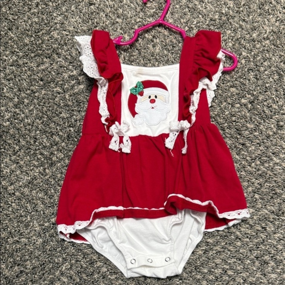 Marie Nicole 18-24 month Red Santa Baby Romper with Lace Trim - Picture 1 of 2